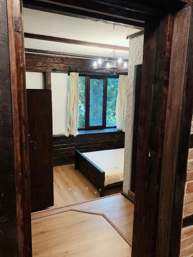 Карамановите Къщи 阿普里尔齐 外观 照片